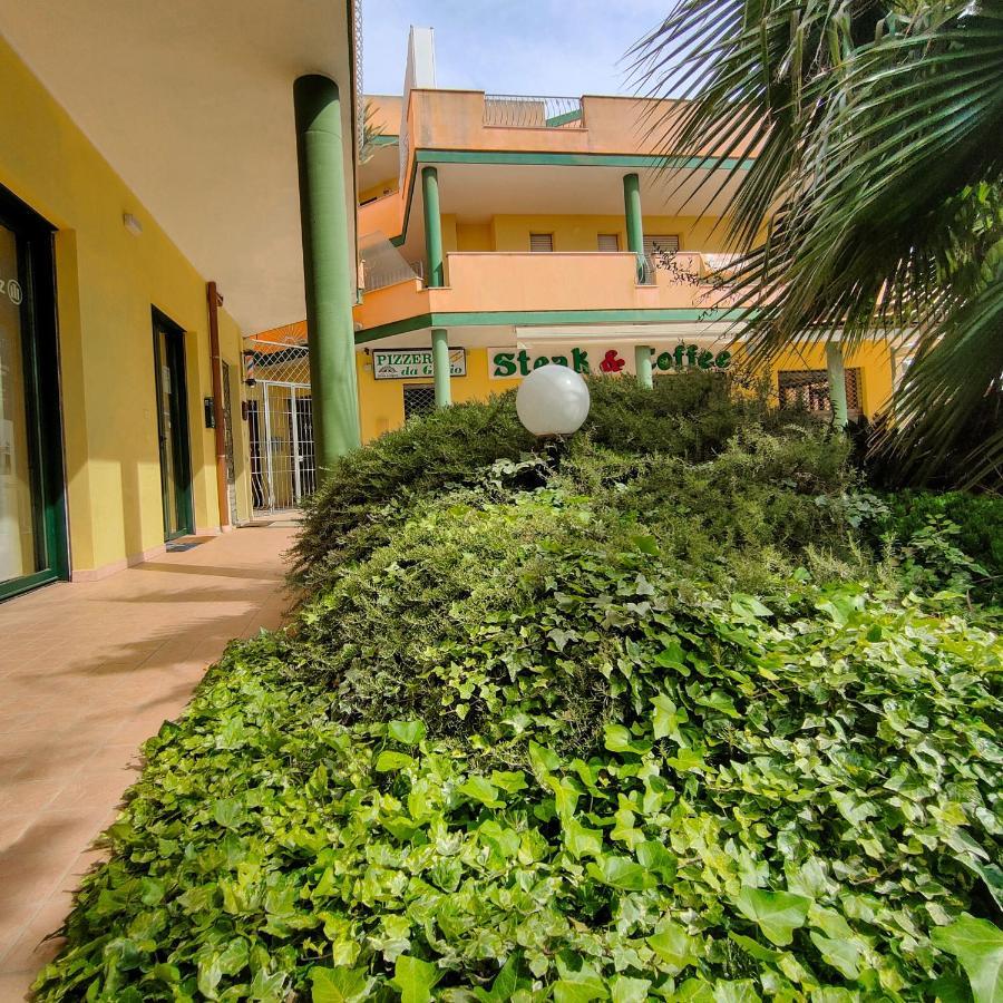 Delphinium Hotel Selargius Exterior foto